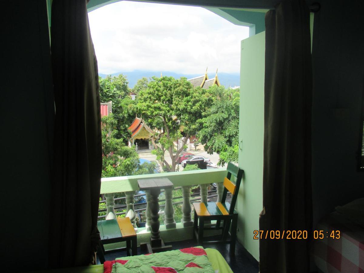 Jay Guesthouse And Restaurant (Adults Only) Chiang Mai Esterno foto
