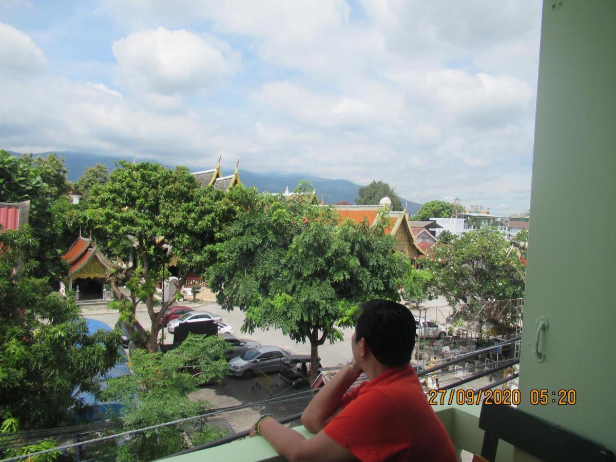 Jay Guesthouse And Restaurant (Adults Only) Chiang Mai Esterno foto