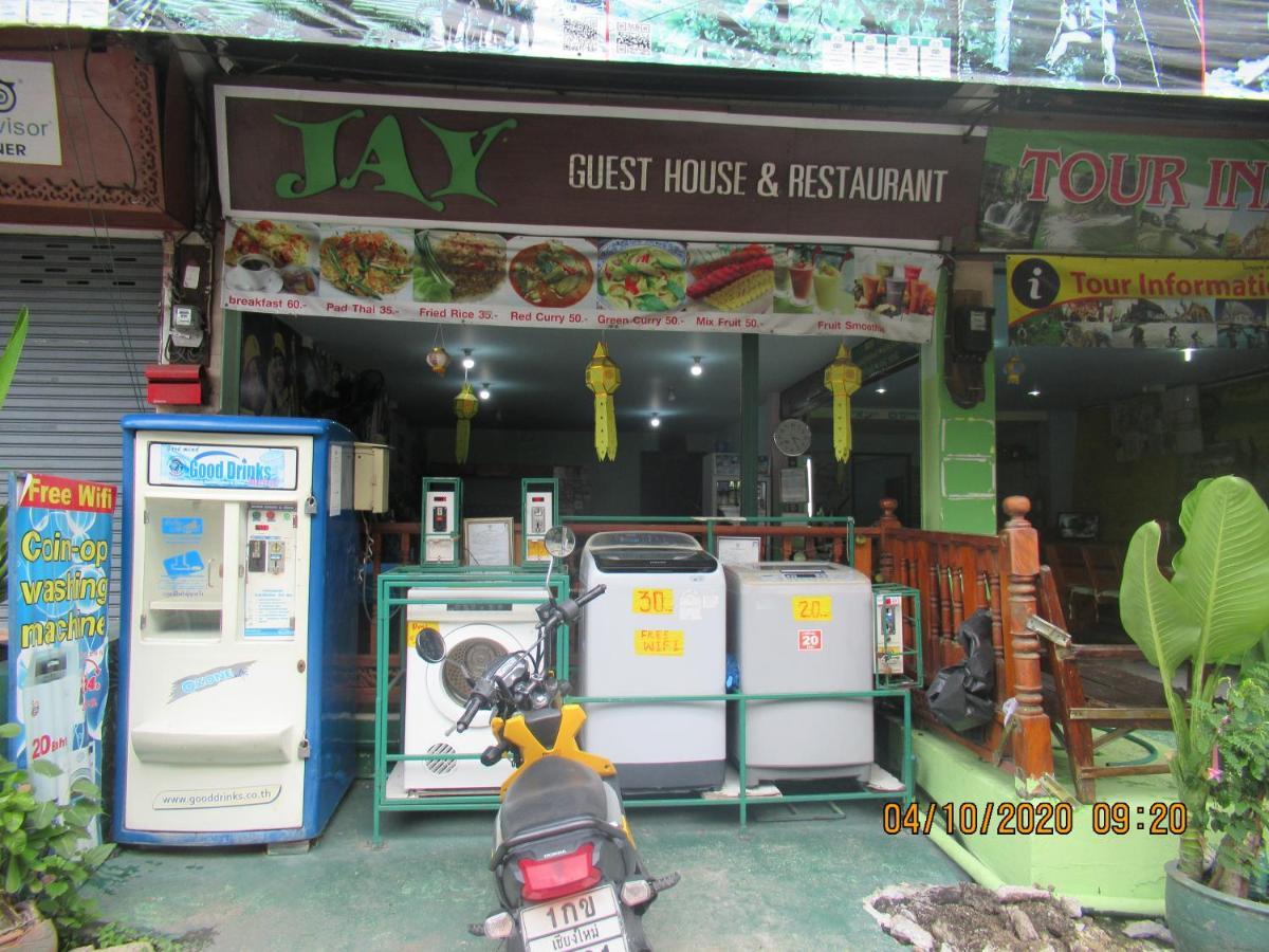 Jay Guesthouse And Restaurant (Adults Only) Chiang Mai Esterno foto