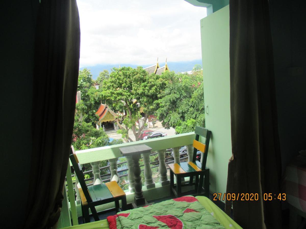 Jay Guesthouse And Restaurant (Adults Only) Chiang Mai Esterno foto
