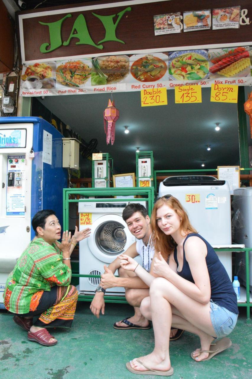 Jay Guesthouse And Restaurant (Adults Only) Chiang Mai Esterno foto